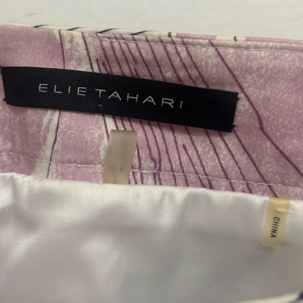 Elie Tahari Floral Pencil Skirt - Picture 5 of 13